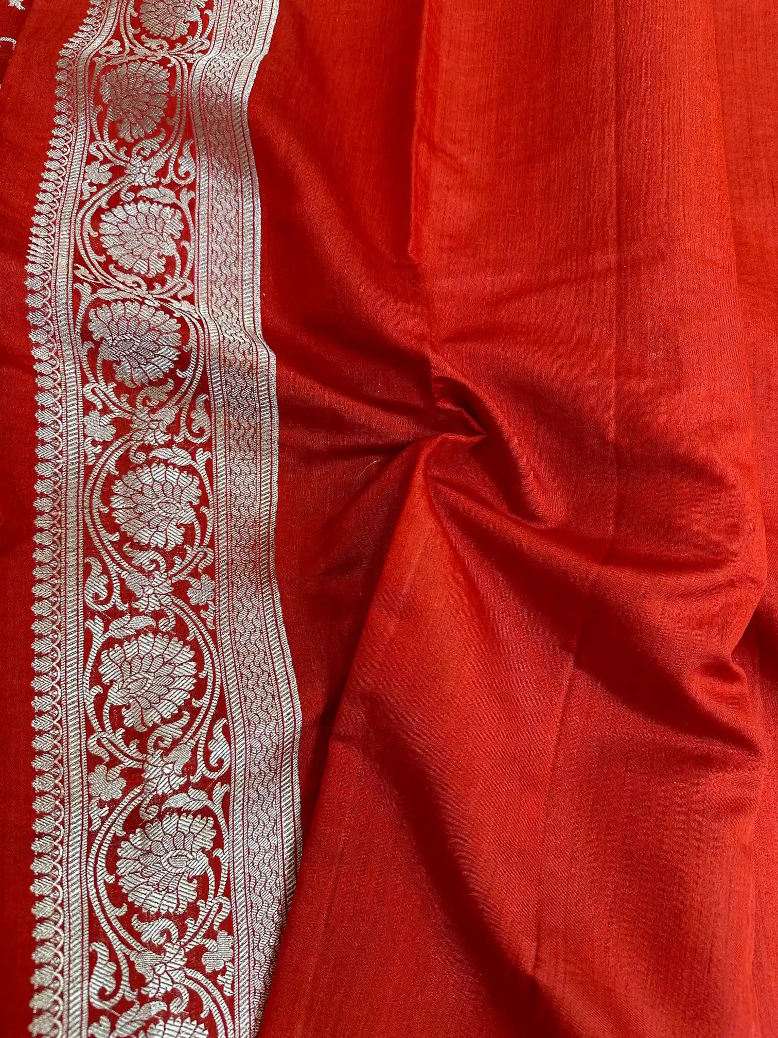 Bridal Red Intricate Meenakari Chiniya Silk Banarasi Saree