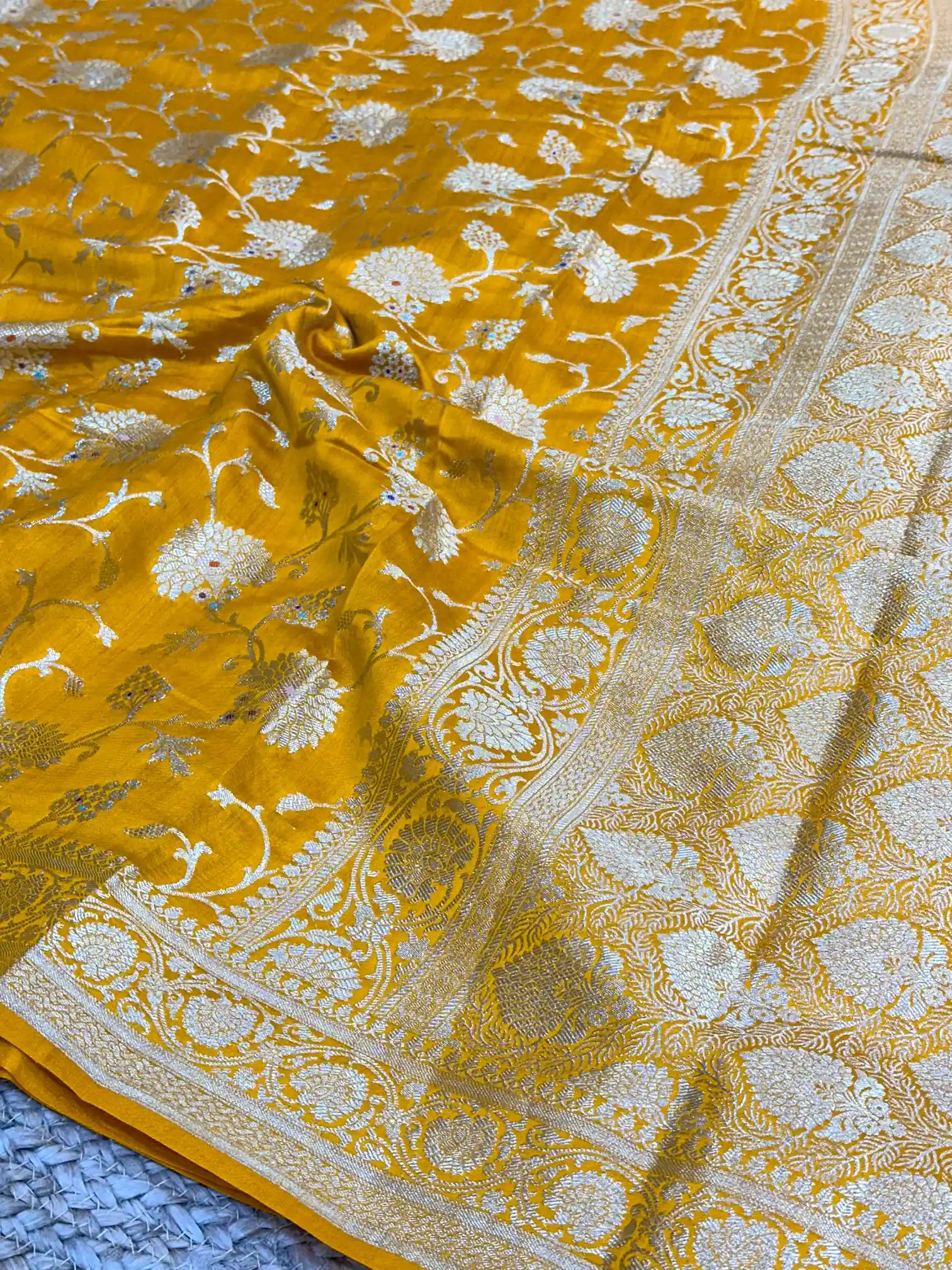 Bright Yellow Intricate Meenakari Chiniya Silk Banarasi Saree