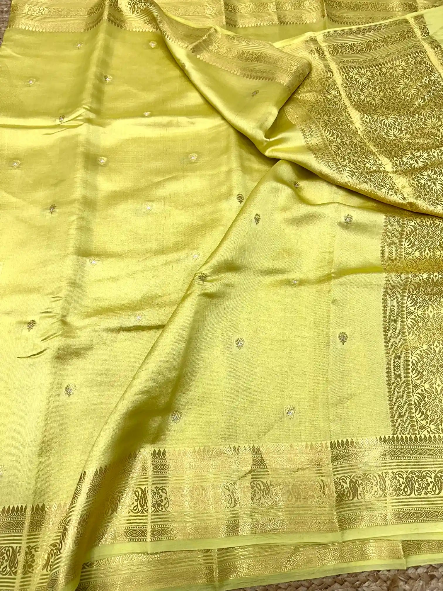 Lemon Yellow Raw Mango Silk Banarasi Saree