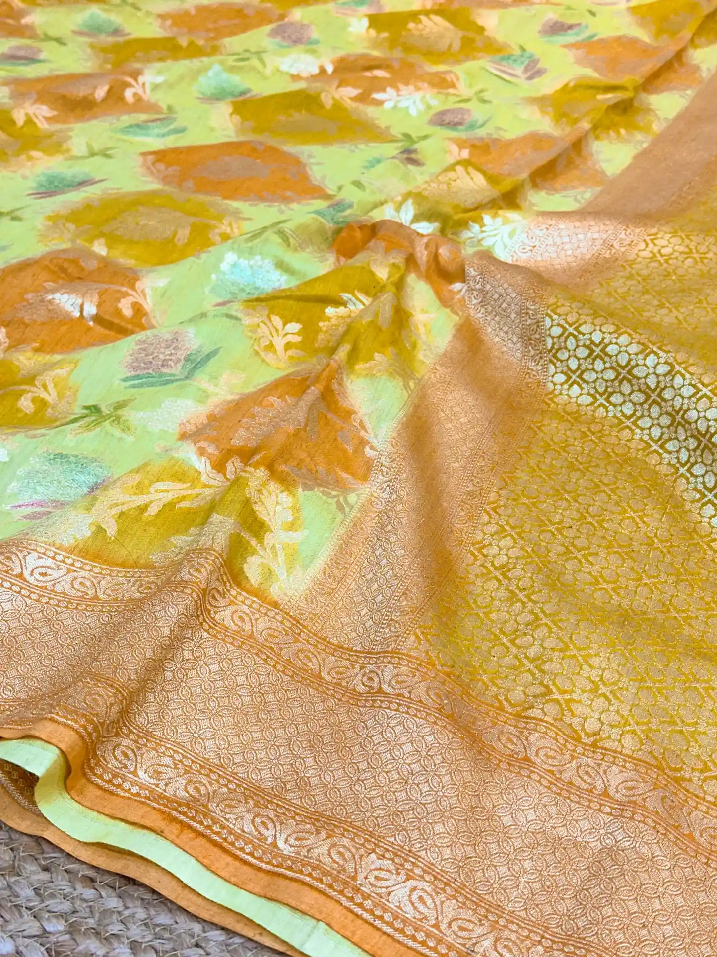 Rangkat Handbrush Dyed Munga Silk Banarasi Saree